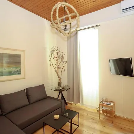Apartment Monahour
